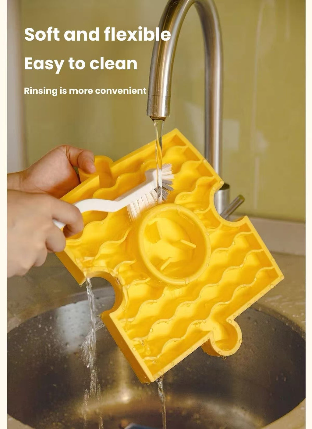 HOWGO Silicone Enrichment Mat – Slow Feeder & Lick Mat for Small & Medium Dogs