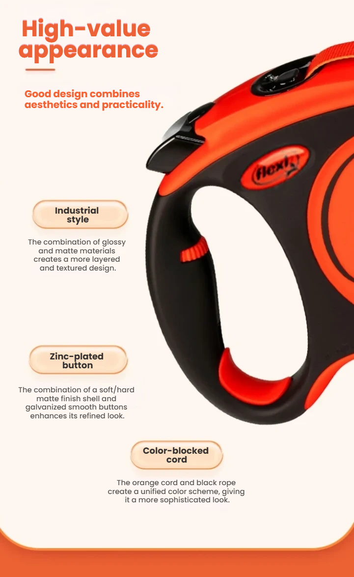 Close-up of the Flexi Xtreme orange housing, black grip and brake button