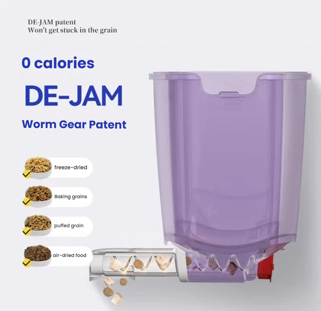 Anti-clog dispensing mechanism inside the CatMate dry-food feeder