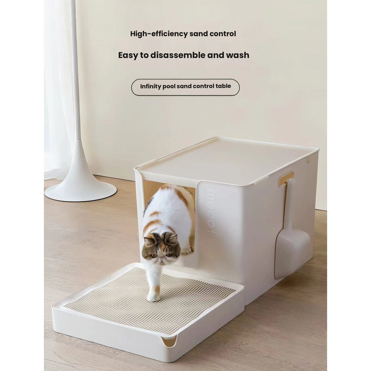Meoof cat litter ramp: ramp placed at litter box entrance