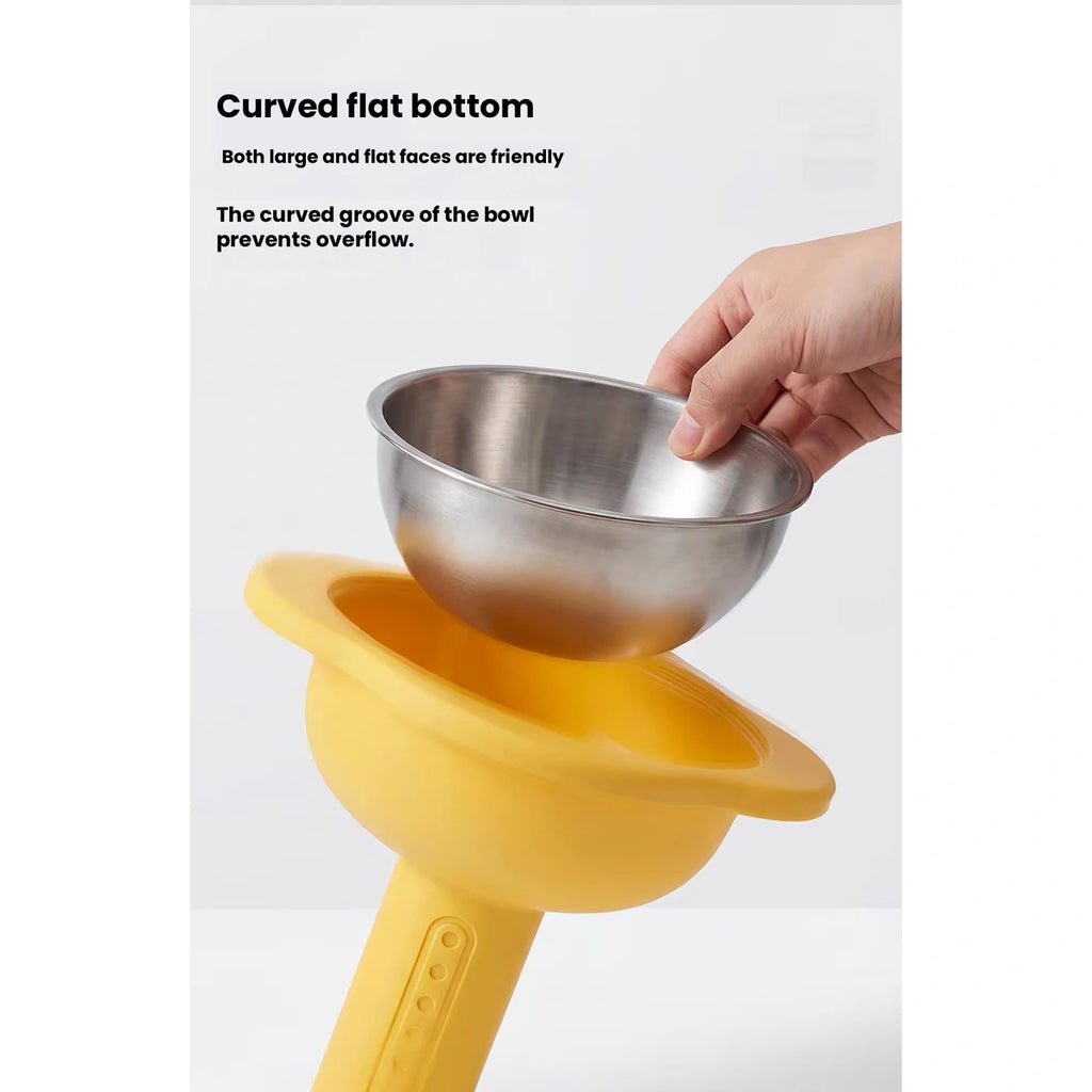 Hands removing the raised bowl from its DONGLIN support