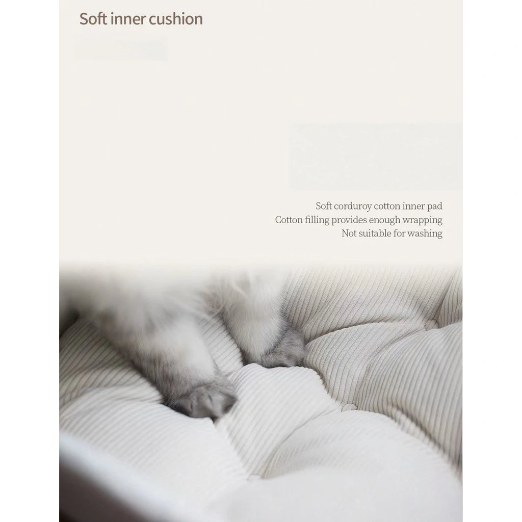 Close-up of the soft cushion inside the inFluffy cat bed